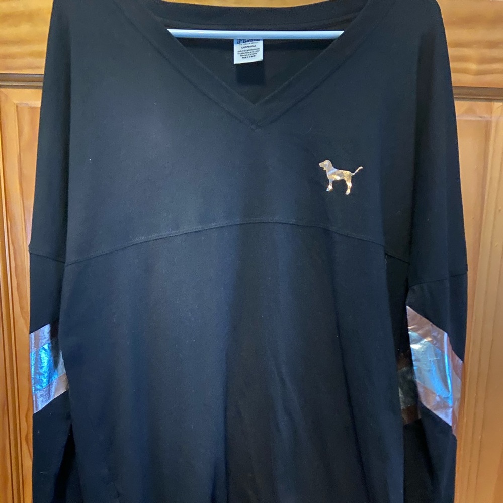 Long sleeve black shirt